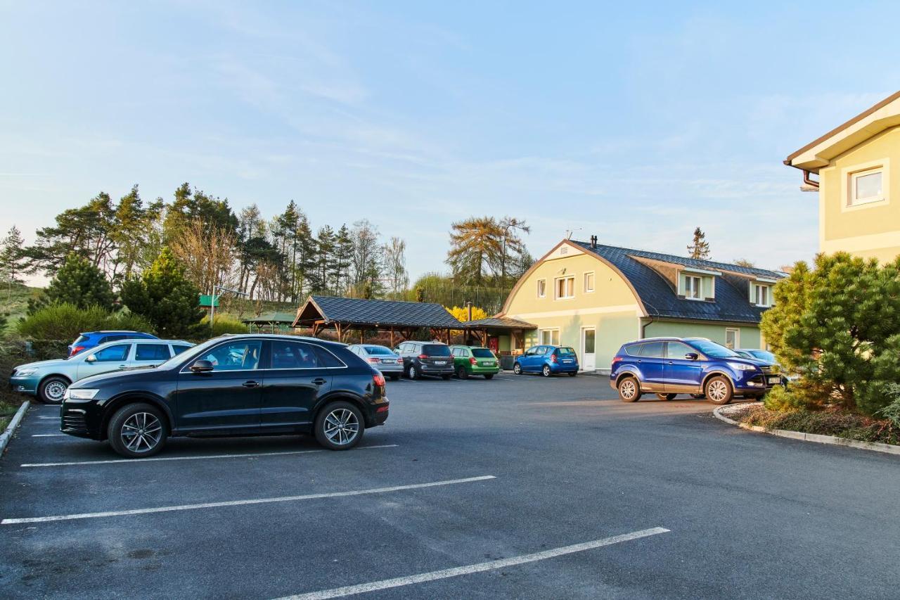 Komorni Hurka Hotel Cheb Exterior photo